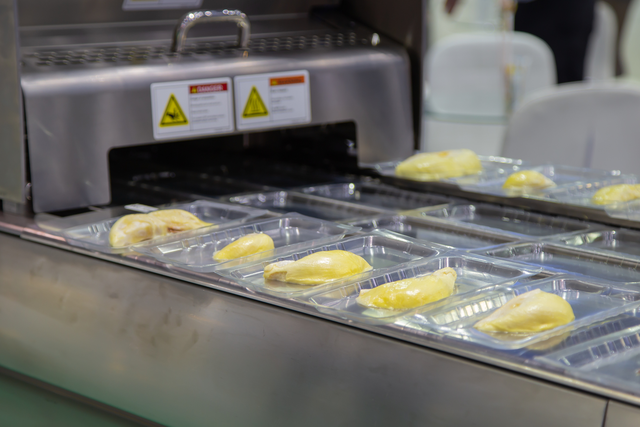 Dieptrek onderfolie gevormd tot trays met bereide gerechten — rigid base thermoformfolie