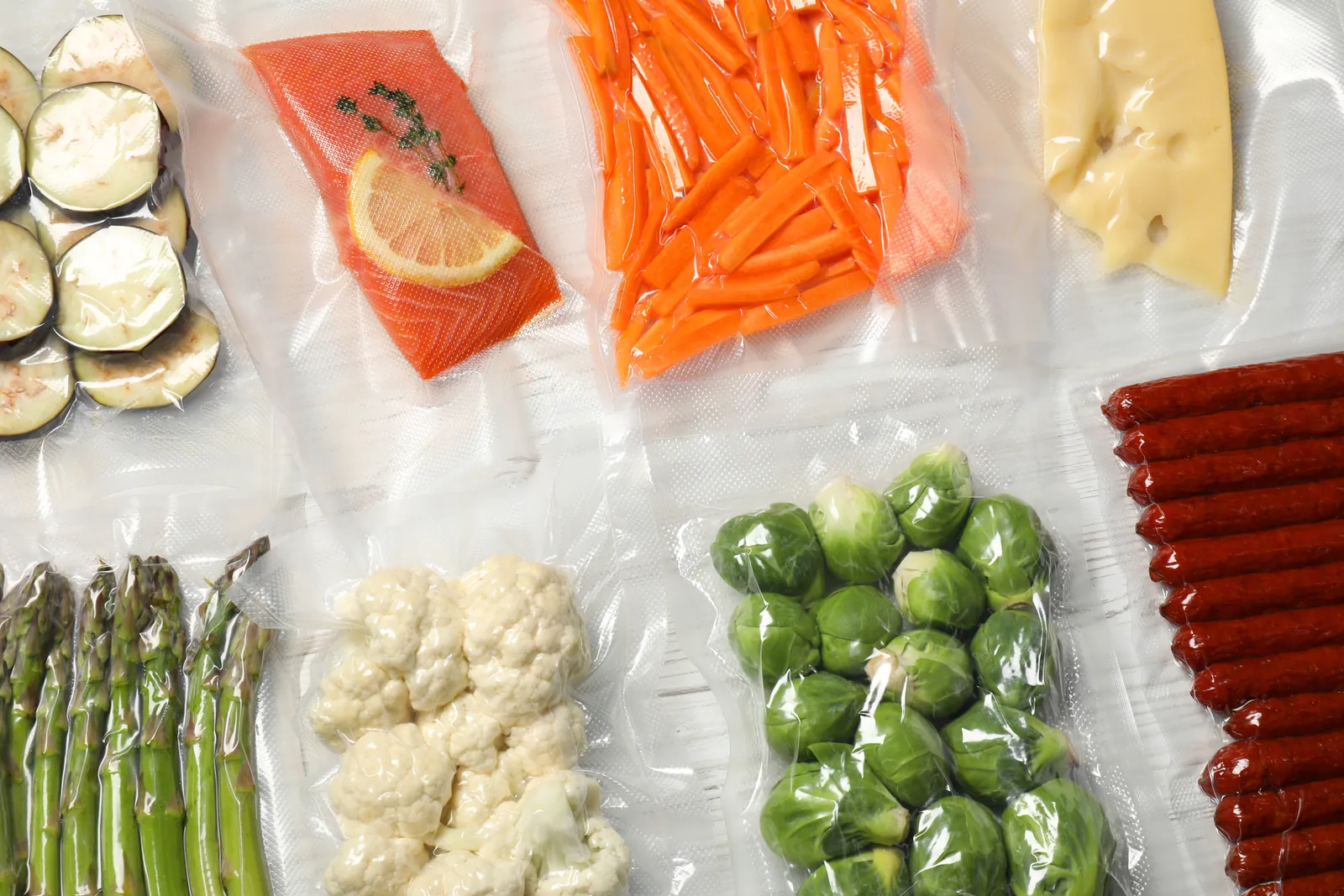 Vacuum bags for the food industry